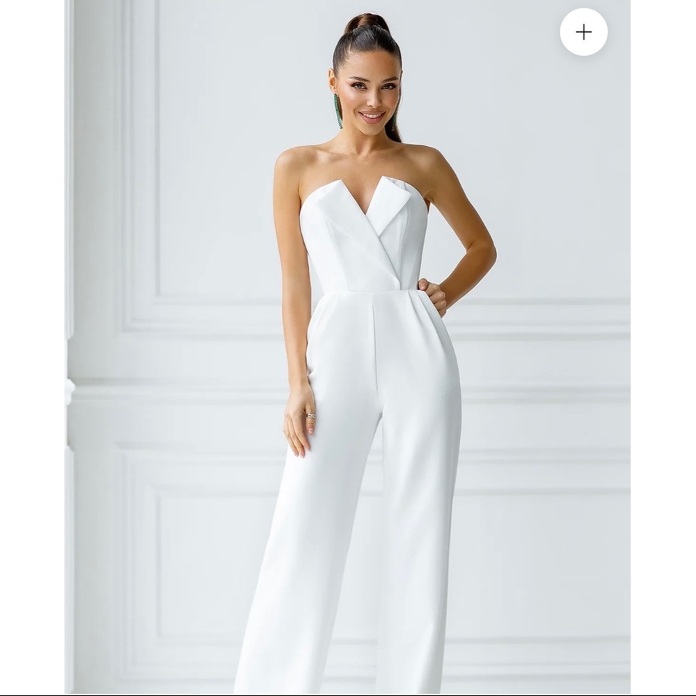 Elágia White Bridle Jumpsuit XS - NWT